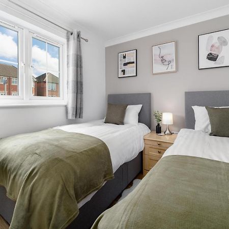 Charming 2Br Ground Floor Flat In Sholing, 11 Mins From City Centre - Recently Set Up With Love Southampton Eksteriør billede