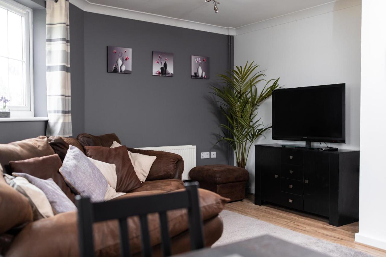Charming 2Br Ground Floor Flat In Sholing, 11 Mins From City Centre - Recently Set Up With Love Southampton Eksteriør billede